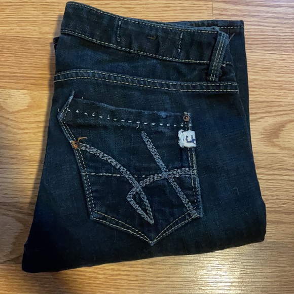 Union Jeans - Picture 5 of 5